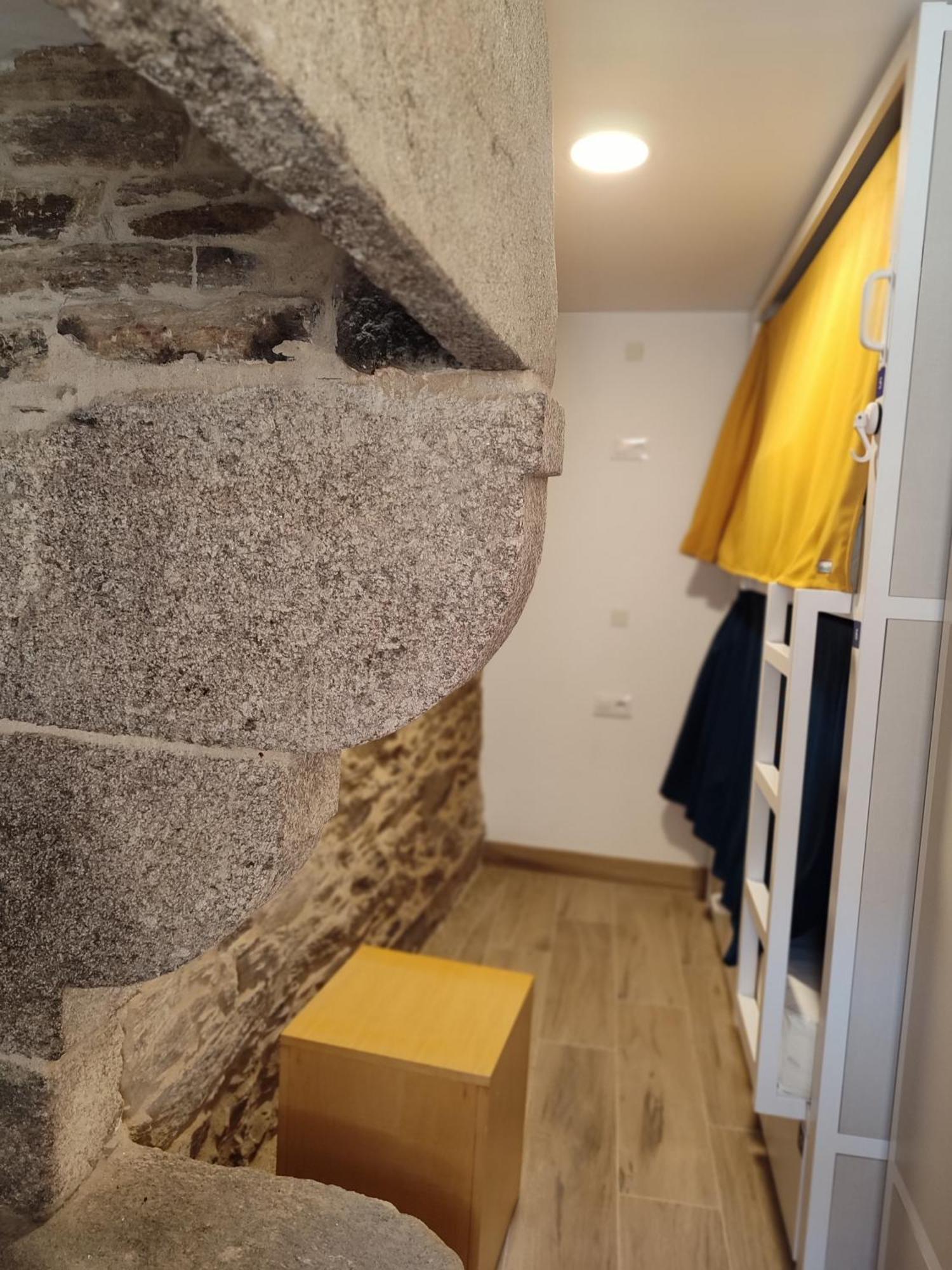 Albergue Sp 55 By Bossh! Hotels Santiago de Compostela Exterior foto